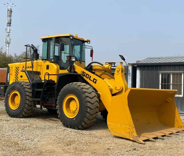5 ton mini Used Original State loader SDLG 953 956L Used Small wheel loader - Wheel loader: picture 1 5 ton mini Used Original State loader SDLG 953 956L Used Small wheel loader - Wheel loader: picture 1