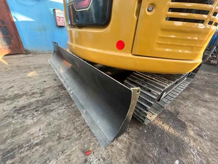 7 Ton Caterpillar Mini Excavator Cat 307c 307d With Rubber Tracks And Hydraulic Blade in Shanghai - Crawler excavator: picture 5 7 Ton Caterpillar Mini Excavator Cat 307c 307d With Rubber Tracks And Hydraulic Blade in Shanghai - Crawler excavator: picture 5