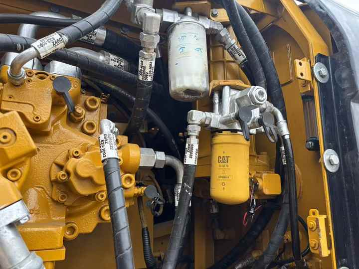 CAT336D Used Excavator Secondhand Hydraulic Crawler 36ton CAT 336 336D 336D2 Large Earth-moving Digging Equipment Machinery - Excavator: picture 5 CAT336D Used Excavator Secondhand Hydraulic Crawler 36ton CAT 336 336D 336D2 Large Earth-moving Digging Equipment Machinery - Excavator: picture 5