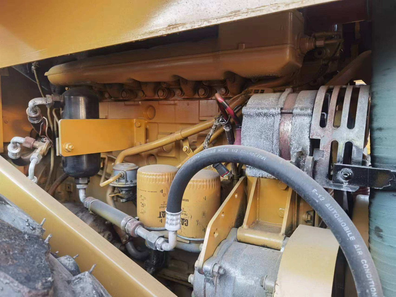 Good Quality Road Roller Caterpillar Cs683e Used Original Japan Road Roller Cat Cs683e Caterpillar Compactor Rollers - Road roller: picture 4 Good Quality Road Roller Caterpillar Cs683e Used Original Japan Road Roller Cat Cs683e Caterpillar Compactor Rollers - Road roller: picture 4
