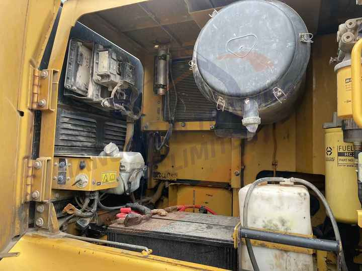 Heavy Cat Mining Excavator Cat 349d, 340d, 345D, 336D Excellent Secondhand Excavator in Shanghai - Excavator: picture 2 Heavy Cat Mining Excavator Cat 349d, 340d, 345D, 336D Excellent Secondhand Excavator in Shanghai - Excavator: picture 2