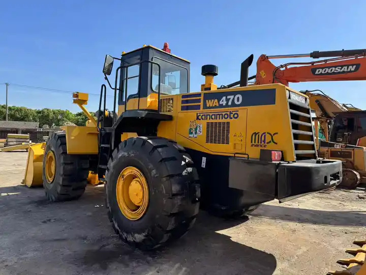 High Quality Used 7 Ton Heavy Front Loader Komatsu Wa470 Good Price Japan Made Tire Loader - Wheel loader: picture 3 High Quality Used 7 Ton Heavy Front Loader Komatsu Wa470 Good Price Japan Made Tire Loader - Wheel loader: picture 3