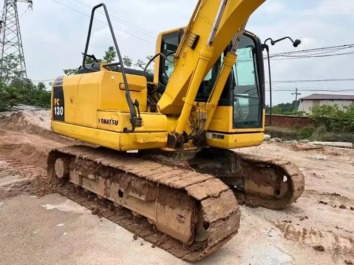 Crawler excavator Hot sale used komatsu medium excavator PC130-7 /KOMATSU 130-7/ used japanese komatsu excavator 13 ton: picture 6