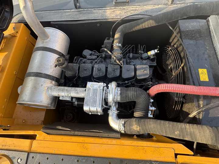 Crawler excavator Perfect Condition usada excavadora 22ton Hyundai 220LC Hyundai Excavator Used 220LC-9S excavator For Construction For Sale: picture 7