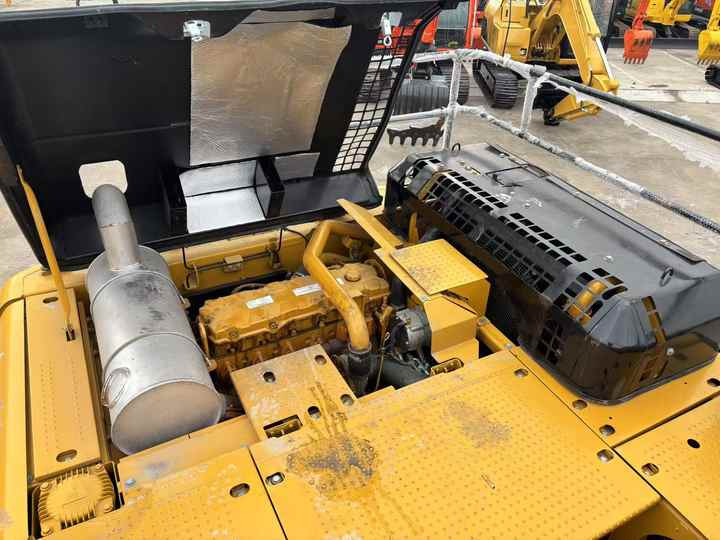 Used CATERPILLAR 336D2 Excavator CAT 336D2 330 360 Used CAT 336D2 Excavator for Sale Used Walking Excavator on Caterpillar - Excavator: picture 3 Used CATERPILLAR 336D2 Excavator CAT 336D2 330 360 Used CAT 336D2 Excavator for Sale Used Walking Excavator on Caterpillar - Excavator: picture 3