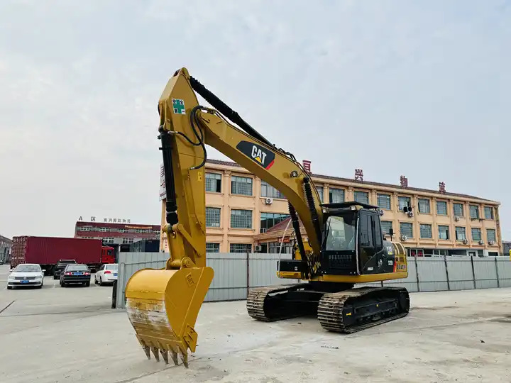 Used Hydraulic Excavator Cat 320d2,Secondhand Medium Excavator In Good Condition For Sale In Shanghai - Crawler excavator: picture 3 Used Hydraulic Excavator Cat 320d2,Secondhand Medium Excavator In Good Condition For Sale In Shanghai - Crawler excavator: picture 3