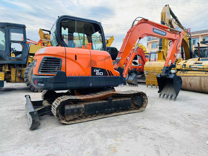 Used excavator doosan dx60 excavators earth-moving machinery doosan dx60 dx80 dx75 dx225 dh60 dh60-7for sale - Crawler excavator: picture 4 Used excavator doosan dx60 excavators earth-moving machinery doosan dx60 dx80 dx75 dx225 dh60 dh60-7for sale - Crawler excavator: picture 4