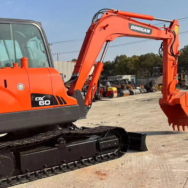 Used excavator doosan dx60 excavators earth-moving machinery doosan dx60 dx80 dx75 dx225 dh60 dh60-7for sale - Crawler excavator: picture 1 Used excavator doosan dx60 excavators earth-moving machinery doosan dx60 dx80 dx75 dx225 dh60 dh60-7for sale - Crawler excavator: picture 1