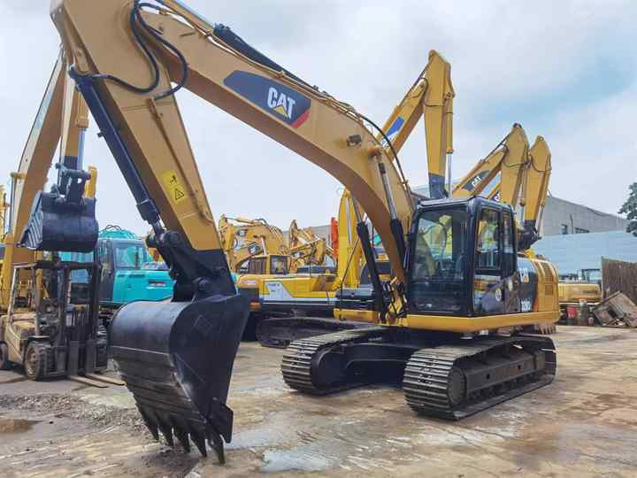 Heavy Excavator CAT 320d Original US Used CAT 320d Excavator 20 TonsExcavator CAT320C 320D 320d2 on sale - Crawler excavator: picture 2 Heavy Excavator CAT 320d Original US Used CAT 320d Excavator 20 TonsExcavator CAT320C 320D 320d2 on sale - Crawler excavator: picture 2