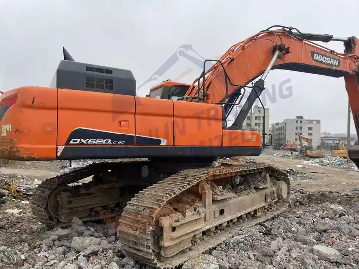 New arrival Used Doosan excavator DX520LC-9C in good condition for sale in good condition - Crawler excavator: picture 5 New arrival Used Doosan excavator DX520LC-9C in good condition for sale in good condition - Crawler excavator: picture 5