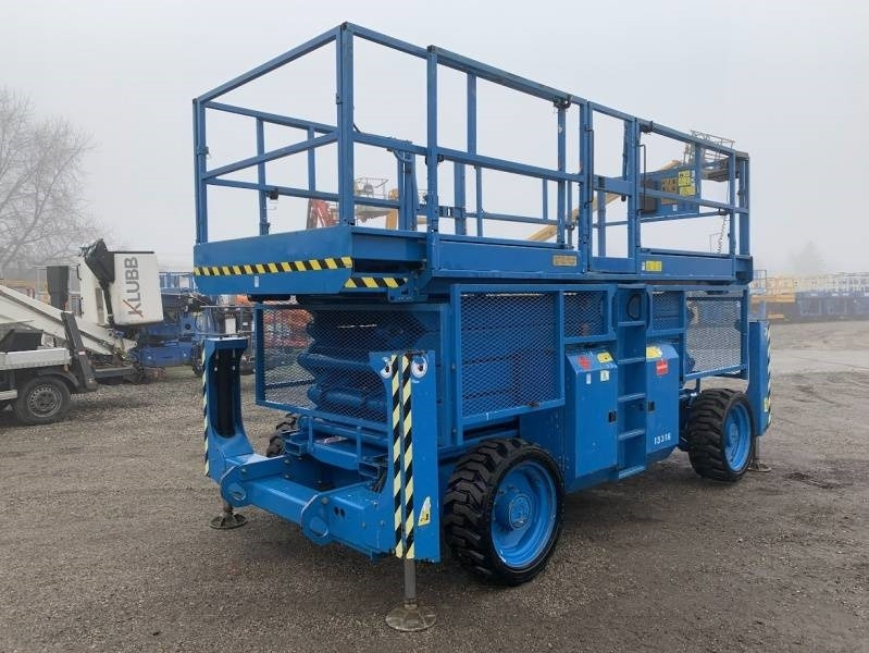 Genie GS4390 - 15,11m, diesel, 4x4 - Scissor lift: picture 2 Genie GS4390 - 15,11m, diesel, 4x4 - Scissor lift: picture 2