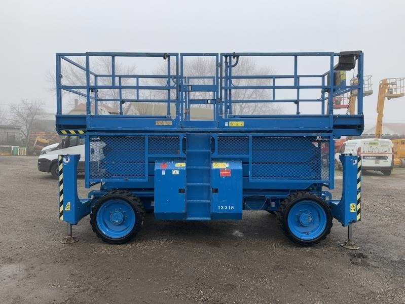 Genie GS4390 - 15,11m, diesel, 4x4 - Scissor lift: picture 5 Genie GS4390 - 15,11m, diesel, 4x4 - Scissor lift: picture 5