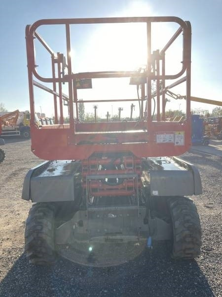 Haulotte Compact 10 RTE - 4x4, 10m, electric - Scissor lift: picture 3 Haulotte Compact 10 RTE - 4x4, 10m, electric - Scissor lift: picture 3