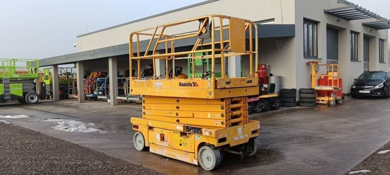 Haulotte Compact 12 - 12m, electric - Scissor lift: picture 1 Haulotte Compact 12 - 12m, electric - Scissor lift: picture 1