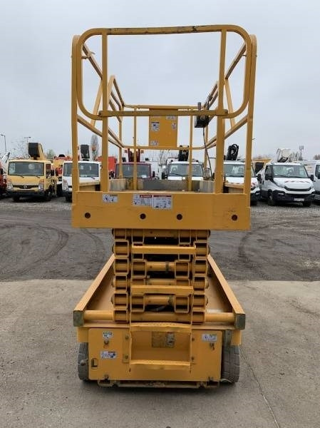 Haulotte Compact 14 - 14 m, electric - Scissor lift: picture 3 Haulotte Compact 14 - 14 m, electric - Scissor lift: picture 3