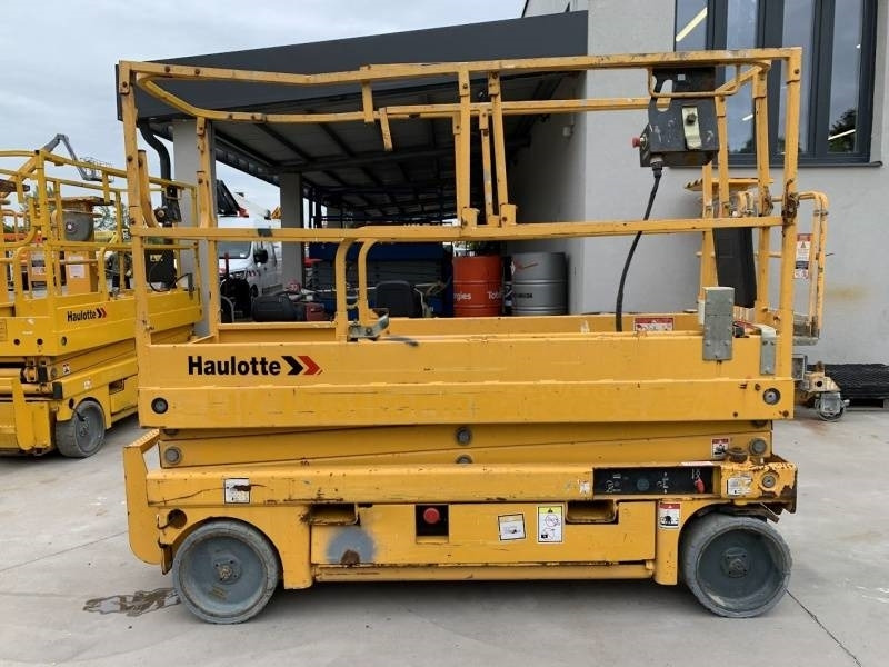 Haulotte Compact 8 - 8m, electric - Scissor lift: picture 4 Haulotte Compact 8 - 8m, electric - Scissor lift: picture 4