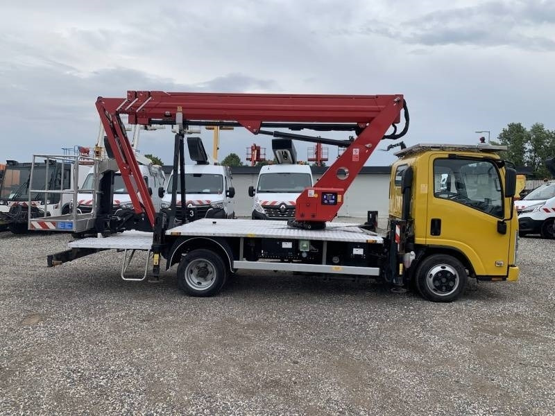 Isuzu M21 Oil&Steel Scorpion 2112J - 21m - 230 kg - Truck mounted aerial platform: picture 4 Isuzu M21 Oil&Steel Scorpion 2112J - 21m - 230 kg - Truck mounted aerial platform: picture 4