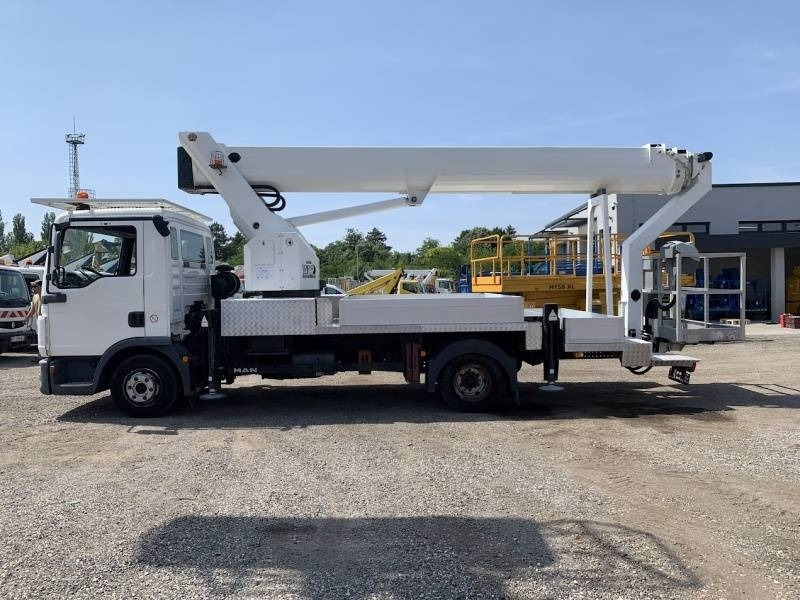 MAN TGL 7.150 RuthmannSteiger T330 - 33m - 320 kg - Truck mounted aerial platform: picture 5 MAN TGL 7.150 RuthmannSteiger T330 - 33m - 320 kg - Truck mounted aerial platform: picture 5