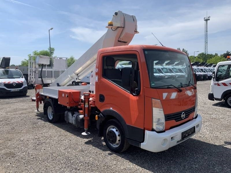 Nissan Cabstar Ruthmann-Steiger TB220 - 22,1m - 200 kg - Truck mounted aerial platform: picture 1 Nissan Cabstar Ruthmann-Steiger TB220 - 22,1m - 200 kg - Truck mounted aerial platform: picture 1
