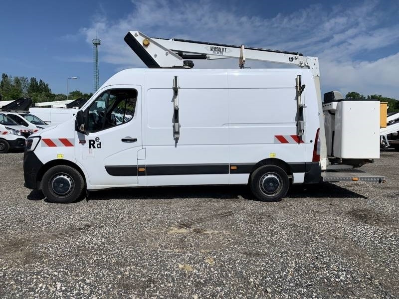 Renault Master Versalift ETL-32-125 - 12,5 m - 120kg - Truck mounted aerial platform: picture 4 Renault Master Versalift ETL-32-125 - 12,5 m - 120kg - Truck mounted aerial platform: picture 4