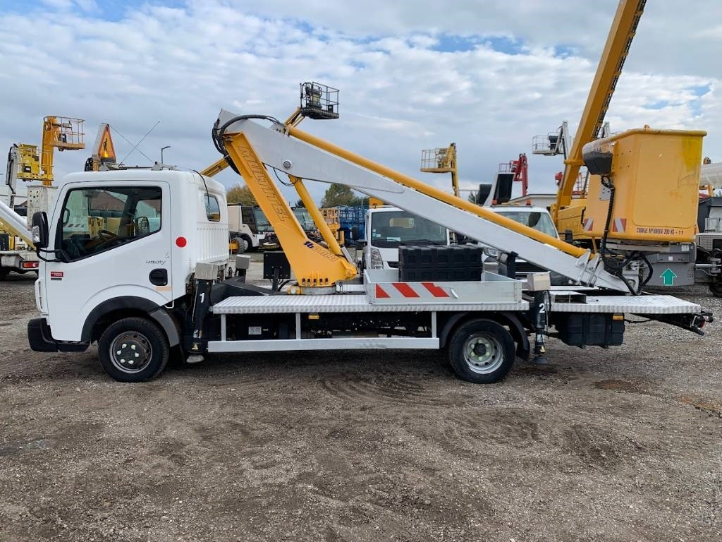 Renault Maxity Multitel 160 ALU DS - 16m - Truck mounted aerial platform: picture 5 Renault Maxity Multitel 160 ALU DS - 16m - Truck mounted aerial platform: picture 5