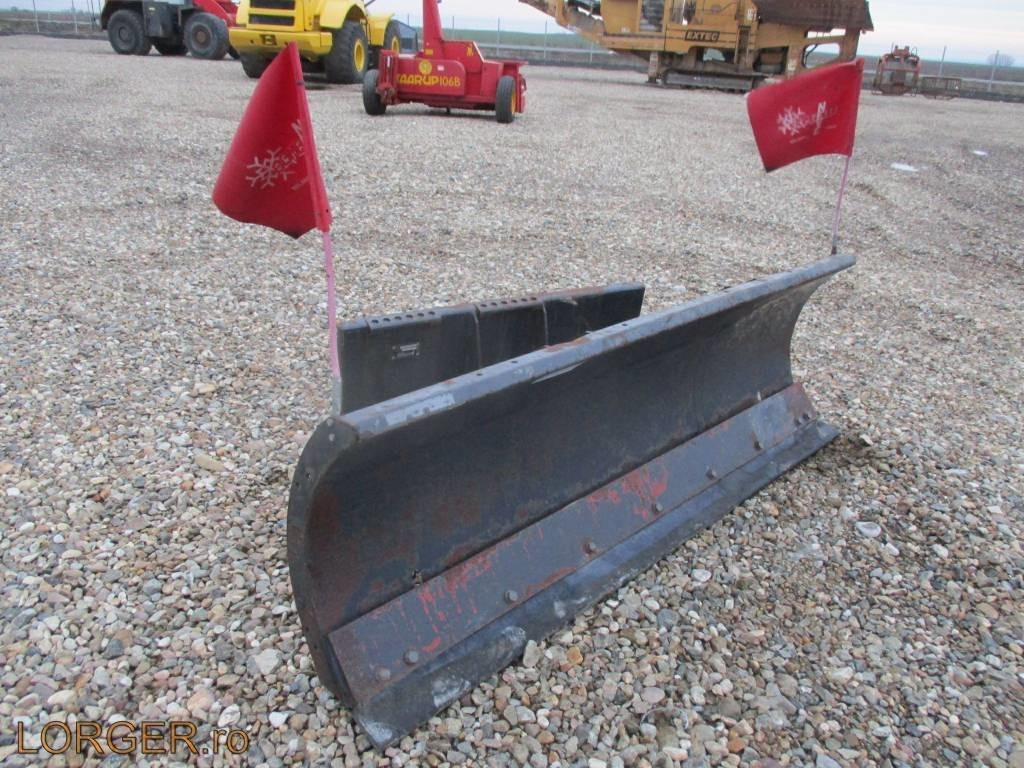 Ingersoll Rand 84 Snowblade - Blade: picture 1 Ingersoll Rand 84 Snowblade - Blade: picture 1