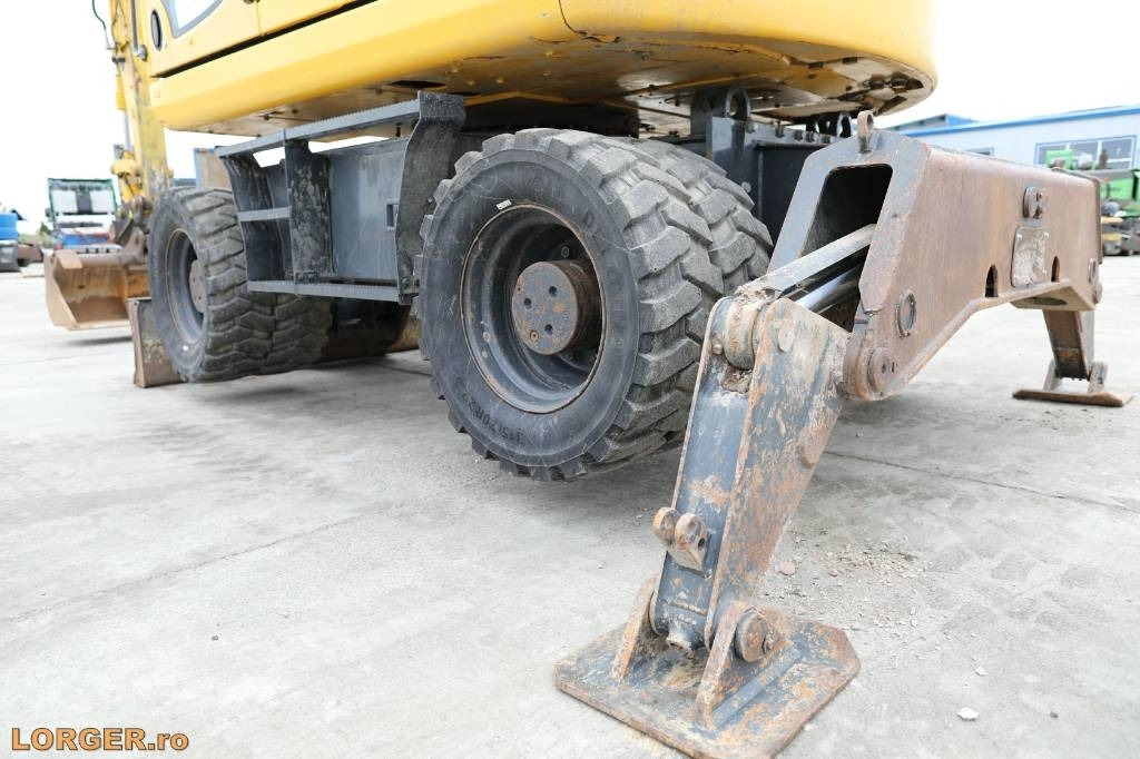 Komatsu PW 148-10  leasing Komatsu PW 148-10: picture 11