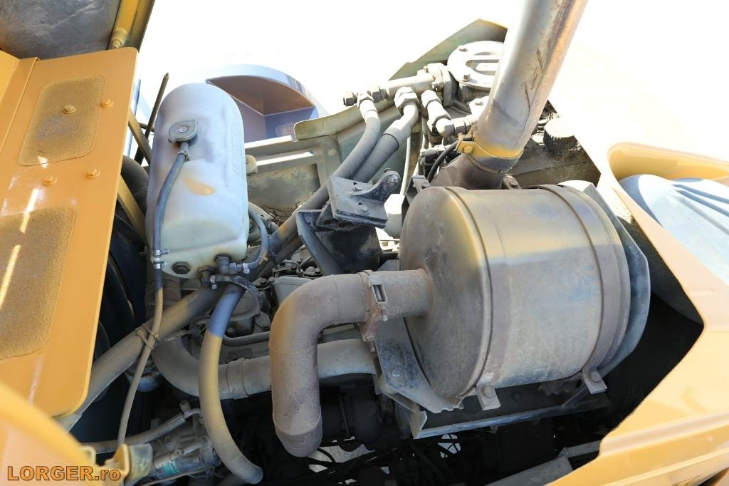 Wheel loader Liebherr L 544: picture 9