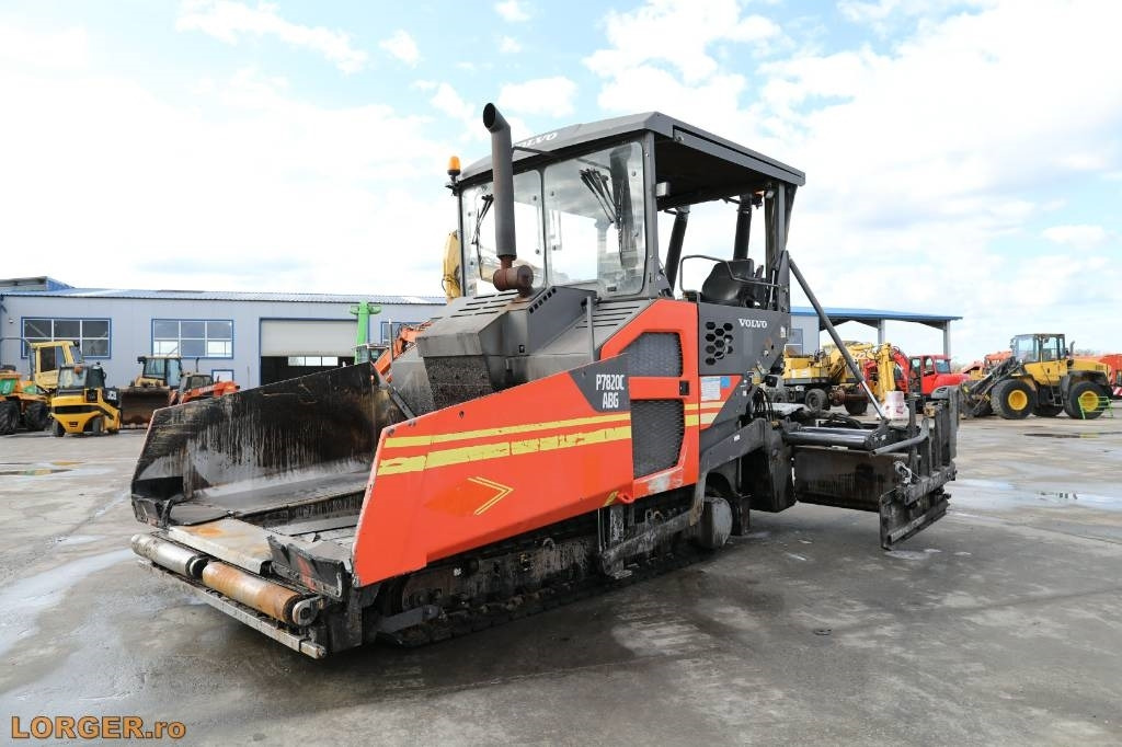 Volvo P 7820 C ABG - Asphalt paver: picture 1 Volvo P 7820 C ABG - Asphalt paver: picture 1