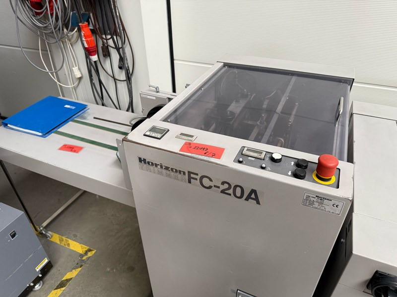 Horizon SPF-20A FC-20A VAC-60Ha VAC-60Hm VAC-60Hc | 2005 | 24 Mio - Printing machinery: picture 3 Horizon SPF-20A FC-20A VAC-60Ha VAC-60Hm VAC-60Hc | 2005 | 24 Mio - Printing machinery: picture 3