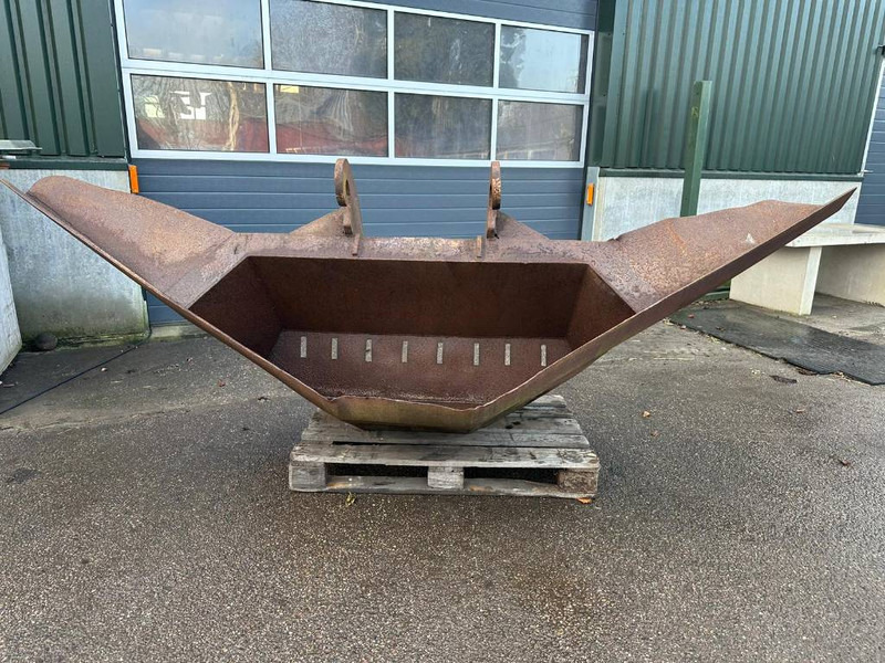 CW30 taludbak / V bucket / vleugelbak / slope buck - Bucket for Construction machinery: picture 1 CW30 taludbak / V bucket / vleugelbak / slope buck - Bucket for Construction machinery: picture 1