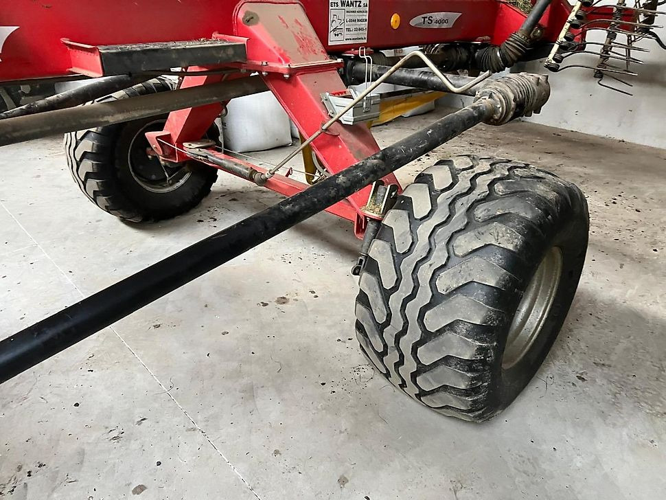 J.Reiff Sarl
Herr Stefan Neukirch - 77 Z.I in den - Tedder/ Rake: picture 5 J.Reiff Sarl
Herr Stefan Neukirch - 77 Z.I in den - Tedder/ Rake: picture 5