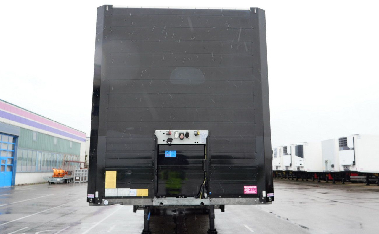 Schmitz Cargobull SKO 24 / ROLLTOR /DOPPELSTOCK / ZURRLEISTE/LIFT - Closed box semi-trailer: picture 5 Schmitz Cargobull SKO 24 / ROLLTOR /DOPPELSTOCK / ZURRLEISTE/LIFT - Closed box semi-trailer: picture 5