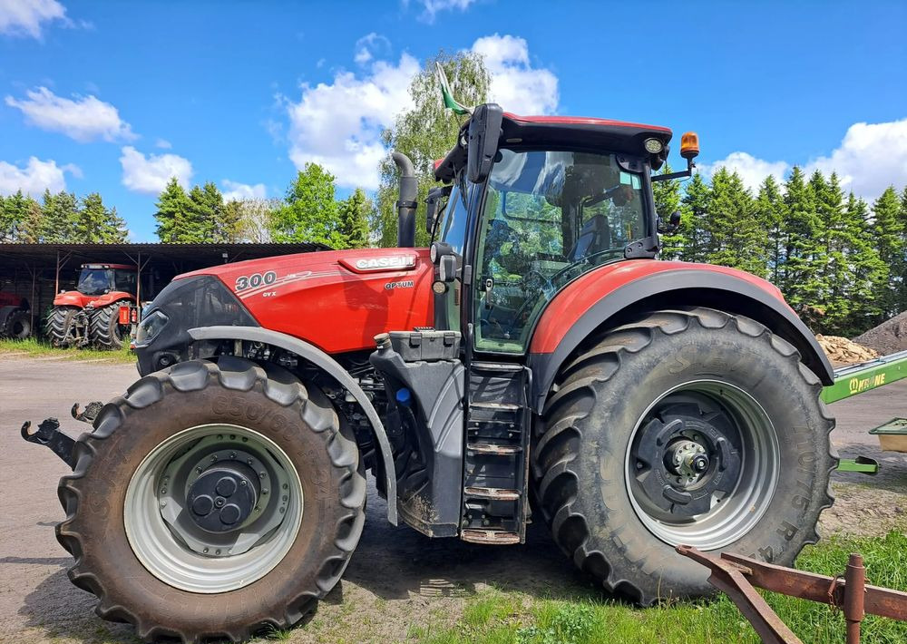 Case IH Optum 300 - Farm tractor: picture 4 Case IH Optum 300 - Farm tractor: picture 4