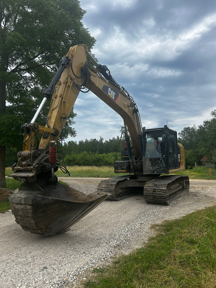 CATERPILLAR 318 E - Crawler excavator: picture 2 CATERPILLAR 318 E - Crawler excavator: picture 2
