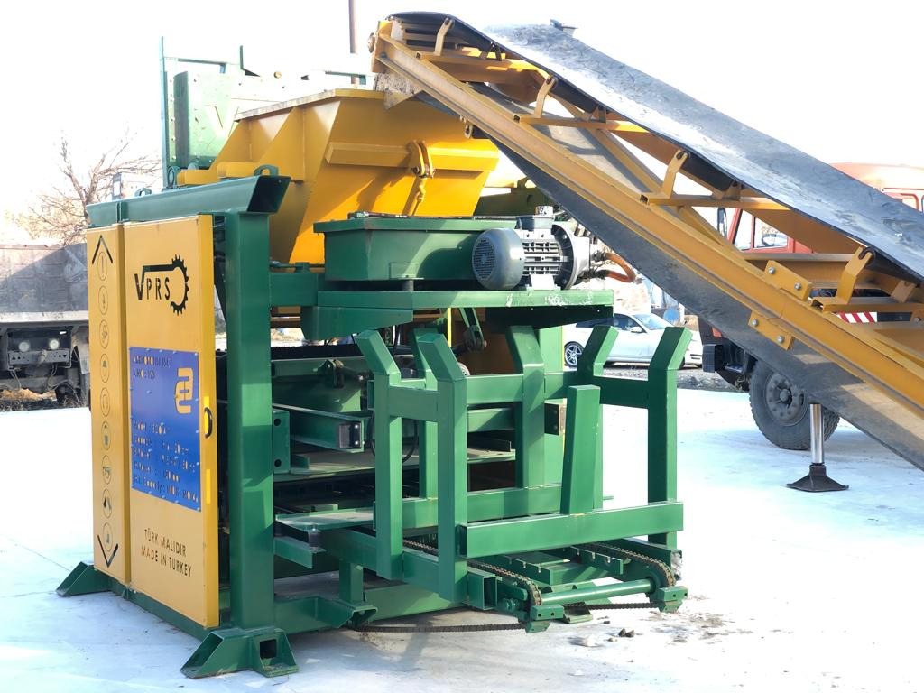 Economic Concrete Block Machine - Block making machine: picture 4 Economic Concrete Block Machine - Block making machine: picture 4