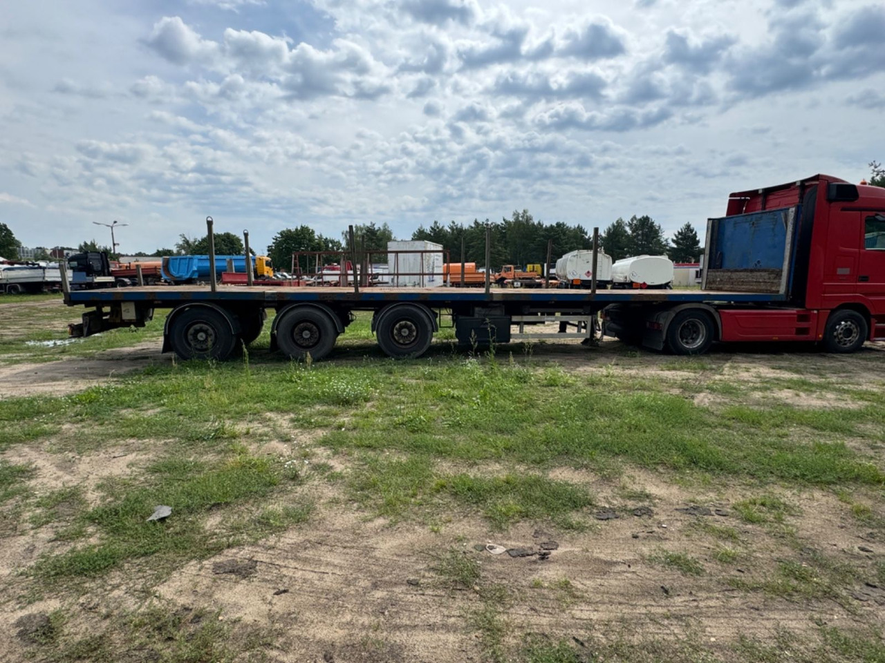 M&V NPSG31 - Dropside/ Flatbed semi-trailer: picture 3 M&V NPSG31 - Dropside/ Flatbed semi-trailer: picture 3