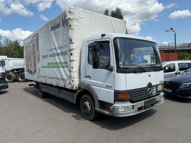 Mercedes-Benz Atego 817 - Curtain side truck: picture 2 Mercedes-Benz Atego 817 - Curtain side truck: picture 2