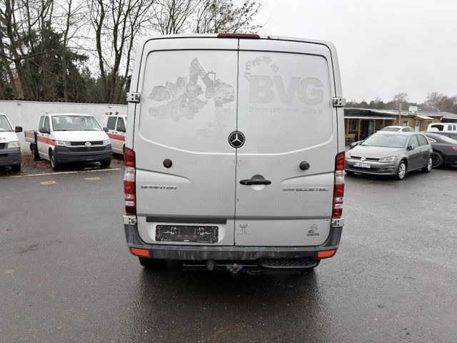 Mercedes-Benz Sprinter 319 CDI - Panel van: picture 4 Mercedes-Benz Sprinter 319 CDI - Panel van: picture 4