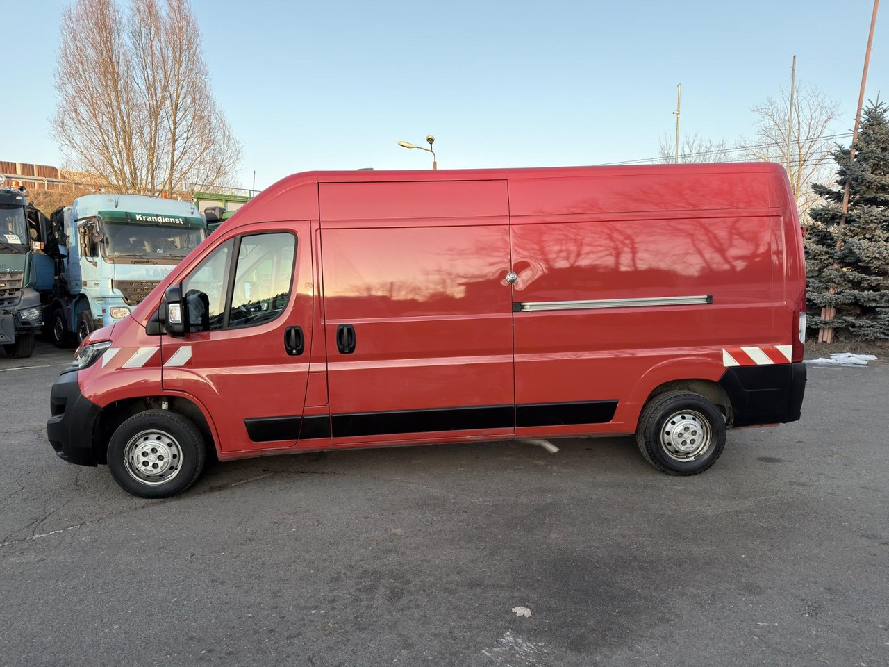 Peugeot Boxer Kasten Hochraum 333 L3H2 Pro BlueHDi 120 S - Small van: picture 2 Peugeot Boxer Kasten Hochraum 333 L3H2 Pro BlueHDi 120 S - Small van: picture 2