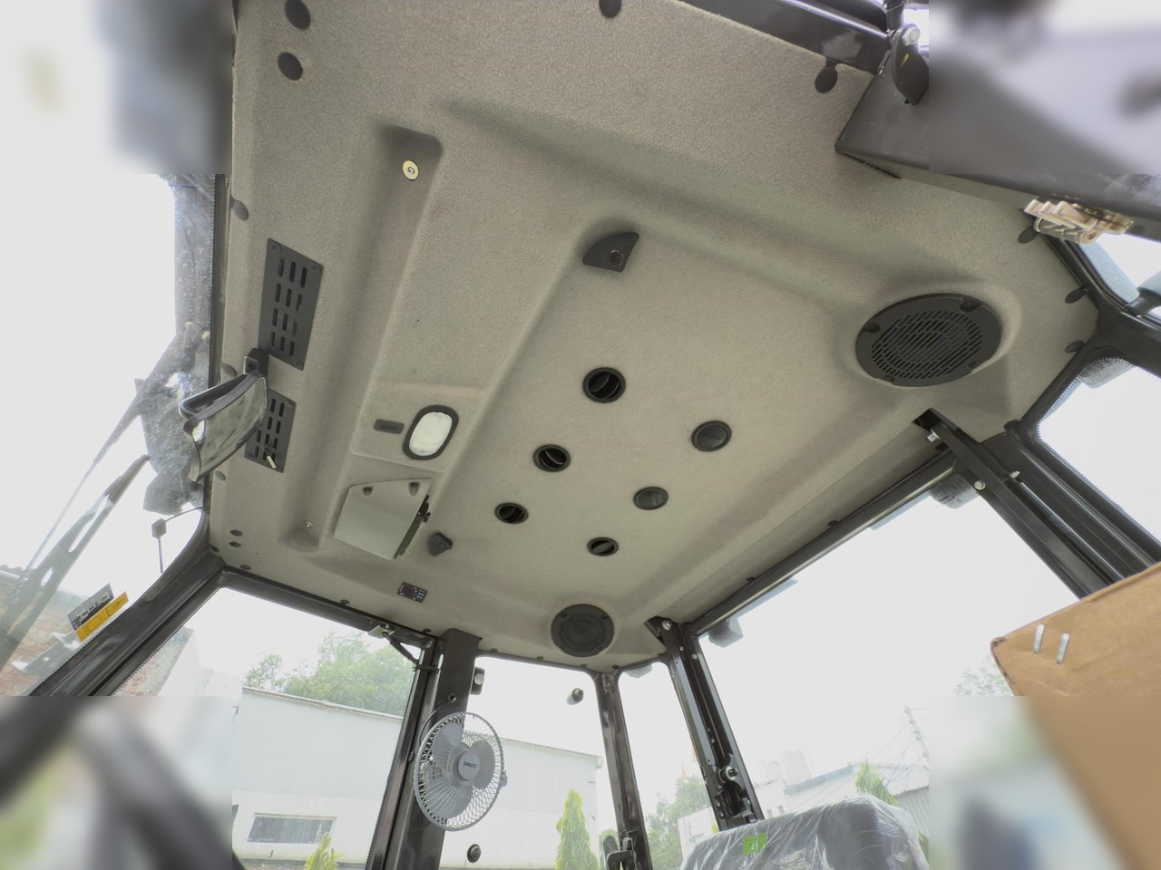 New Backhoe loader CASE 770NX MAGNUM: picture 15