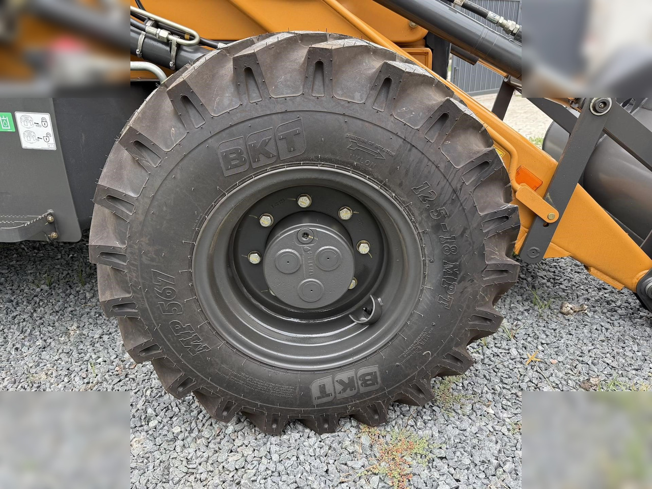 New Backhoe loader CASE 851NX CP: picture 10