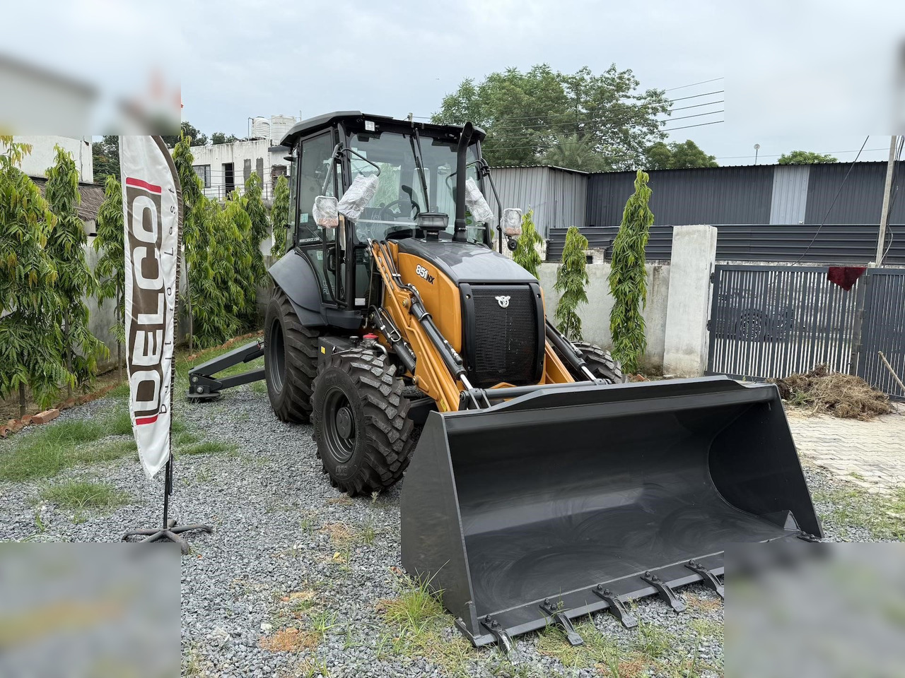 New Backhoe loader CASE 851NX CP: picture 6