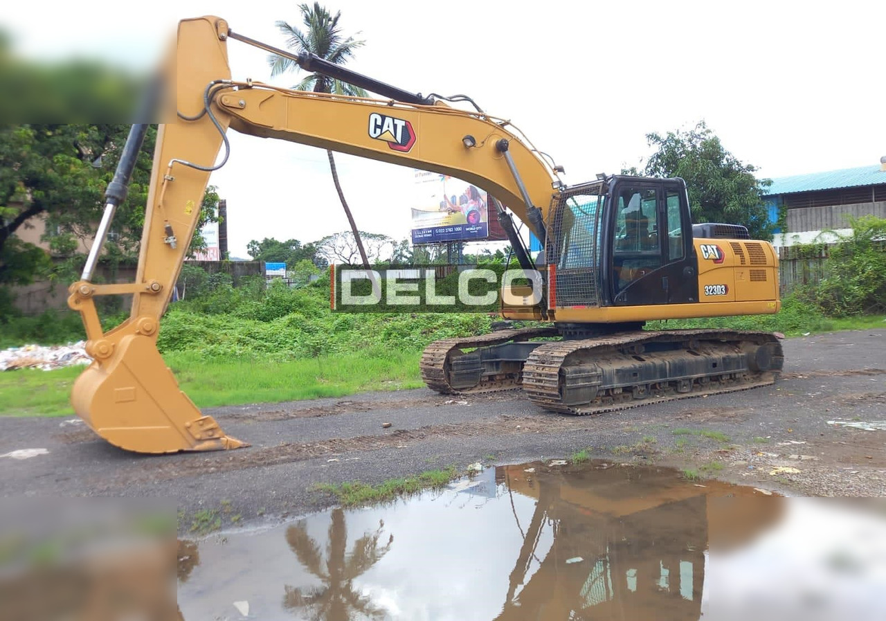 CATERPILLAR 323D3 - Crawler excavator: picture 4 CATERPILLAR 323D3 - Crawler excavator: picture 4