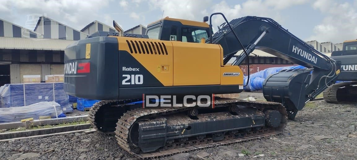 HYUNDAI ROBEX 210 LC-9 - Crawler excavator: picture 1 HYUNDAI ROBEX 210 LC-9 - Crawler excavator: picture 1