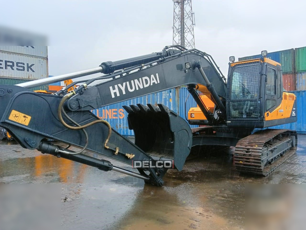 HYUNDAI ROBEX 215L SMART - Crawler excavator: picture 1 HYUNDAI ROBEX 215L SMART - Crawler excavator: picture 1