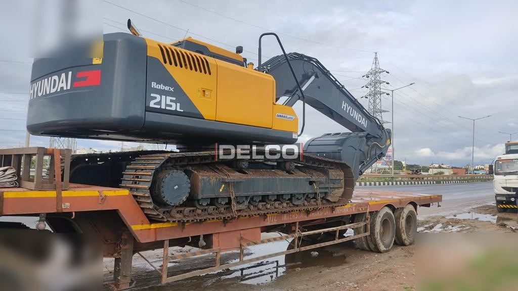 HYUNDAI ROBEX 215L SMART PLUS - Crawler excavator: picture 5 HYUNDAI ROBEX 215L SMART PLUS - Crawler excavator: picture 5