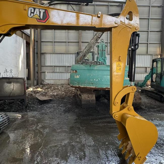 CAT 305.5E - Crawler excavator: picture 3 CAT 305.5E - Crawler excavator: picture 3