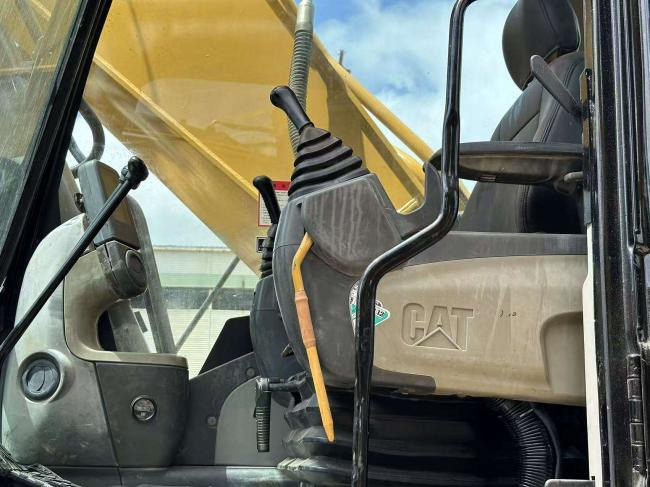 CAT 336D - Crawler excavator: picture 3 CAT 336D - Crawler excavator: picture 3