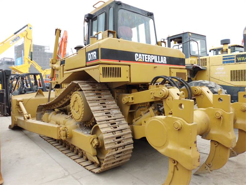 CAT D7R - Bulldozer: picture 1 CAT D7R - Bulldozer: picture 1